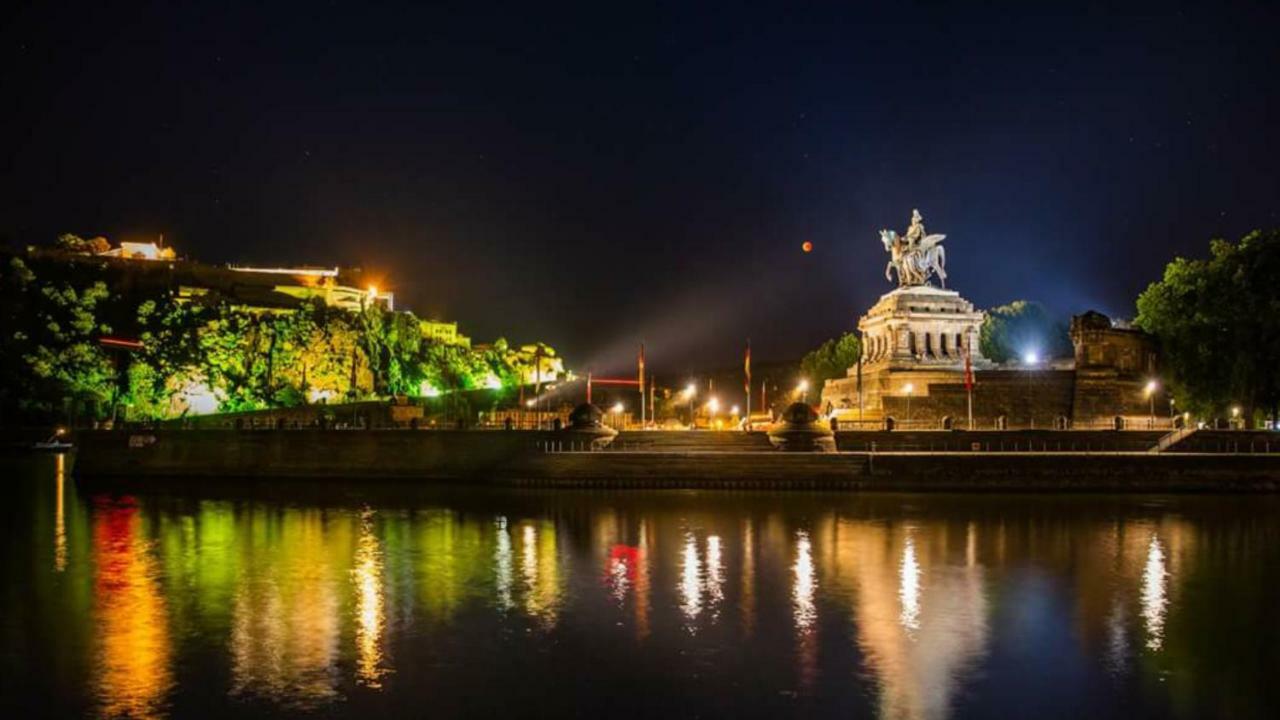 Hotel Gastehaus Am Schloss Sayn Bendorf Exteriér fotografie